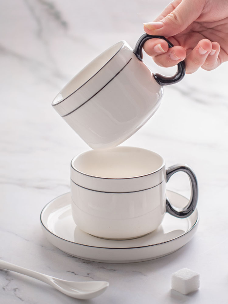 Unique 200ml Porcelain Tea Set Sustainable Nordic Design For Cappuccino And Espresso