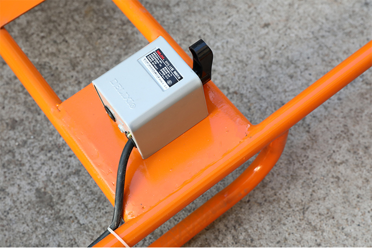 4000W Portable Wood Tree Slasher For Forestry Wood Cutting Chainsaw