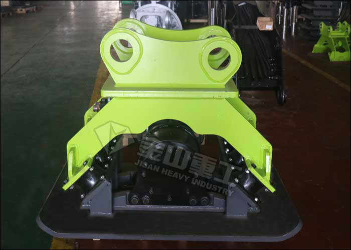 Komatsu Hydraulic Plate Compactor , Heavy Duty Compactor Attachment For Excavator