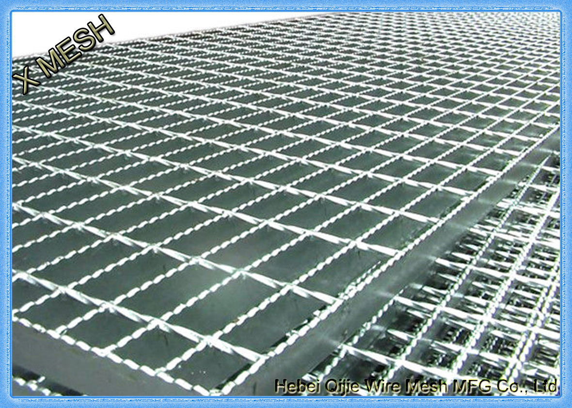 Serrated welded steel grating -STG0002
