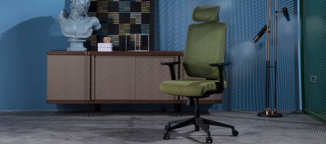 340mm Base 4D Arms Red Mesh Office Chairs With Adjustable Back
