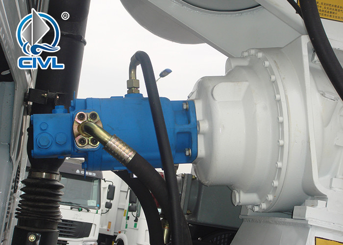 Sinotruk Howo 6x4 Concrete Mixer Truck Concrete Mixing Equipment 10cbm 70 Cabin With Air Condition