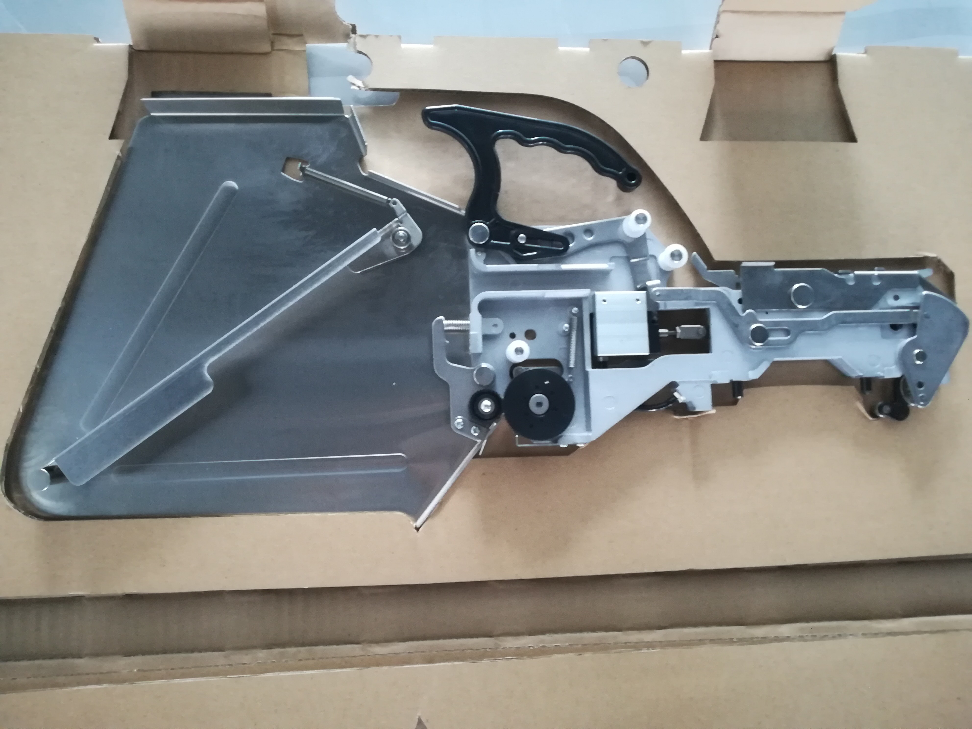 YAMAHA CL 12MM FEEDER SMT YAMAHA FEEDER CL 12MM KW1-M2200-300