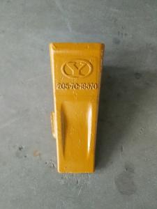 Quality Excavator Komatsu PC200 Mini Digger Bucket Teeth Tooth 205-70-19570 wholesale