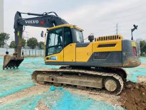 Quality Used Volvo EC220D Crawler Excavator For Construction Used Hydraulic digger wholesale