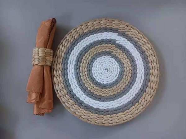 Hot Sale Eco- friendly Handmade Natural Water Hyacinth Woven Table Placemat