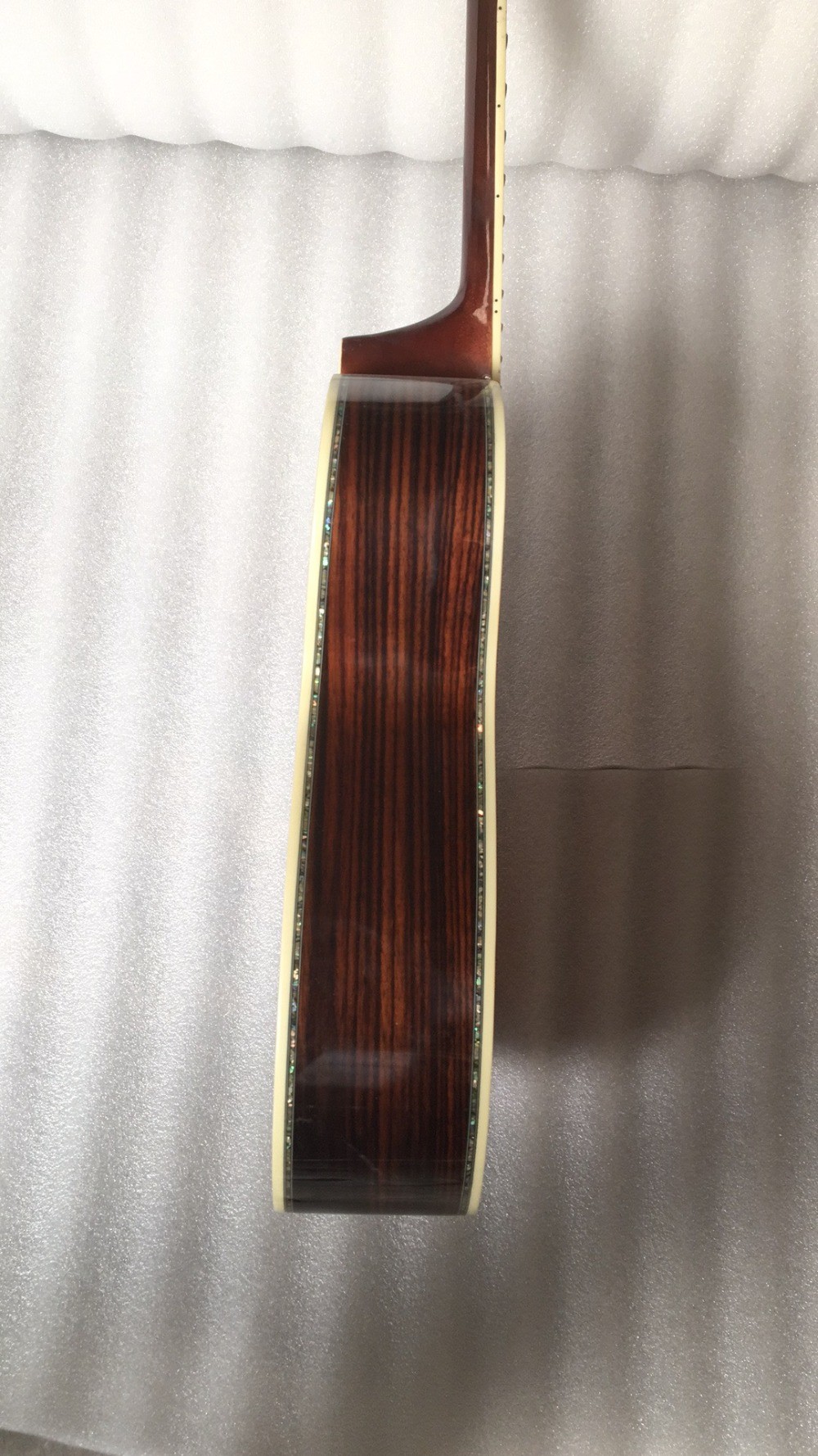 Custom AAAA All Solid Spruce Wood OM Style Body Ebony Fingerboard Fishbone Binding Acoustic Guitar