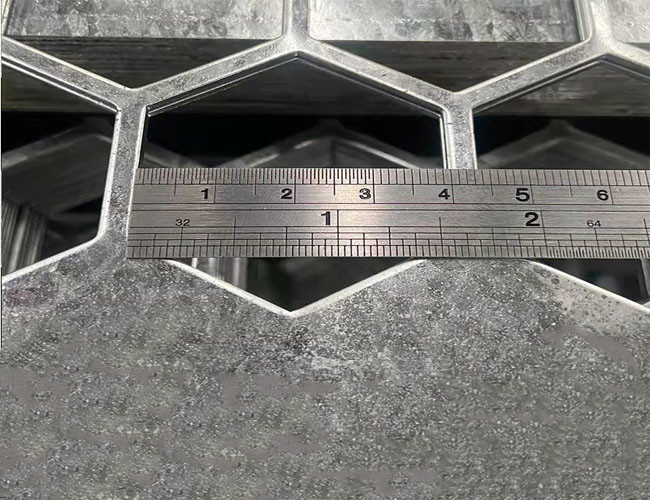 0.4mm-0.8mm Rhombic Ss Wire Mesh Firm Durable