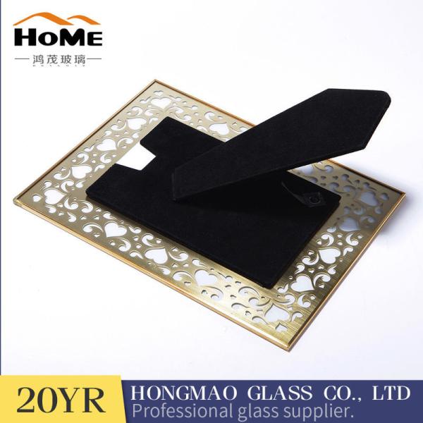 Cheap Free Standing Brass And Glass Picture Frame Free Sample Available for sale