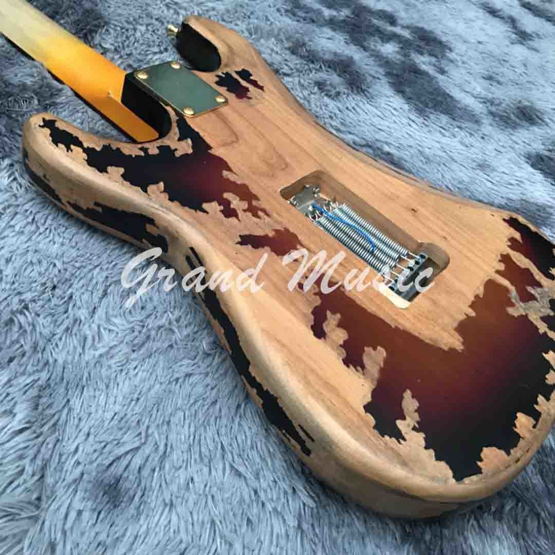 High Quality The new handmade remains ST SRV electric guitar,Do old electric guitar,Real photo,Free shipping