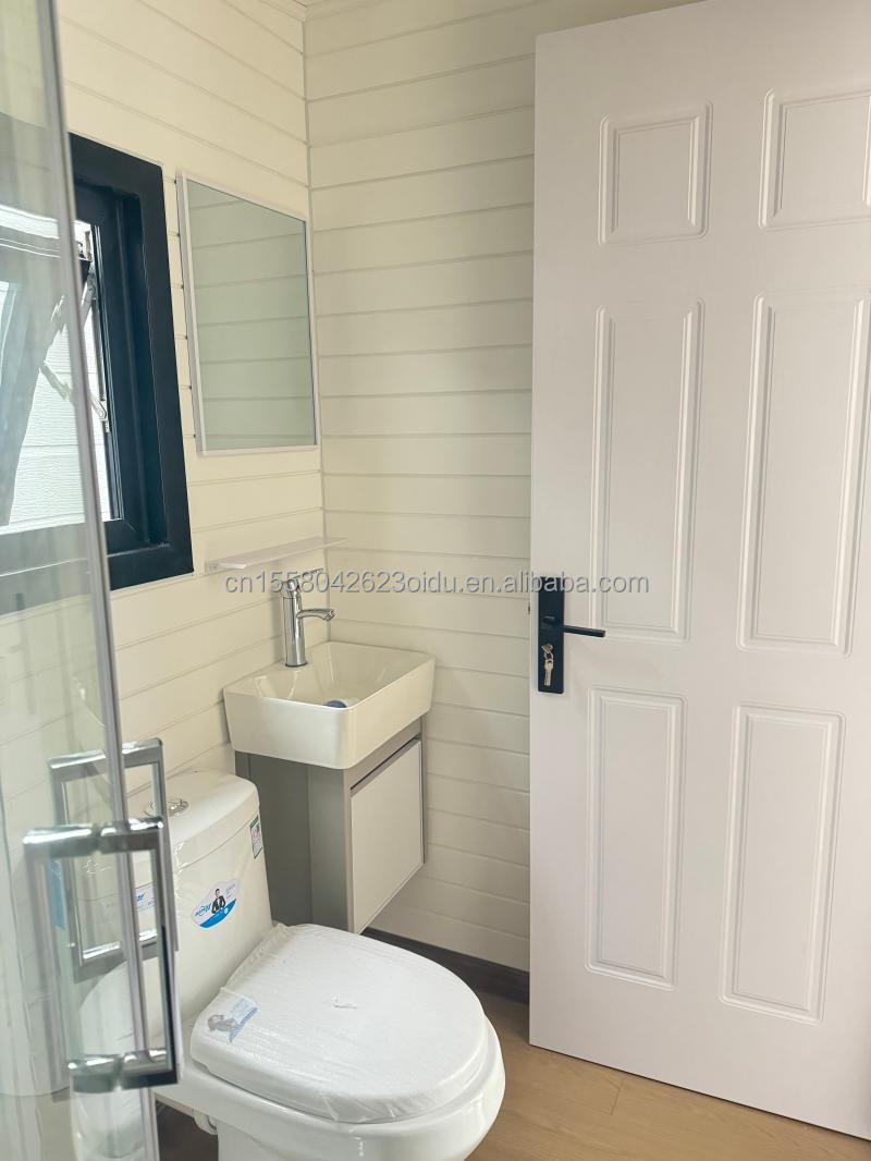 Hotel 20ft Modular Prefabricated Container House with Big One-Sided Glass Sunroom and Aluminum Alloy Windows