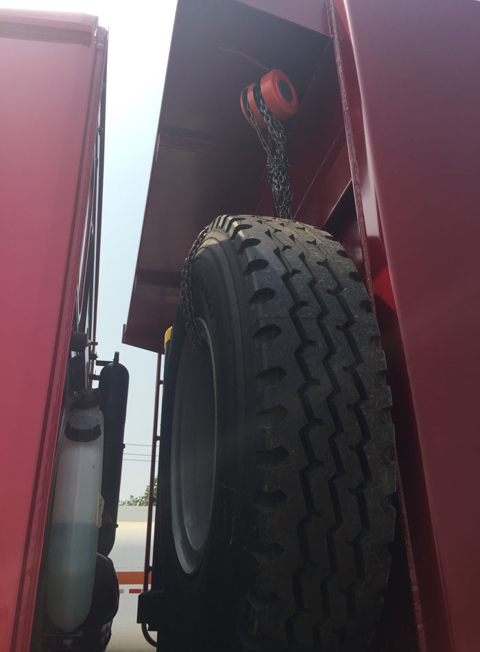 Sinotruk Howo Tipper Dump Truck 6X4 RHD 371HP 25 Ton 10-25CBM ZZ3257N3647A