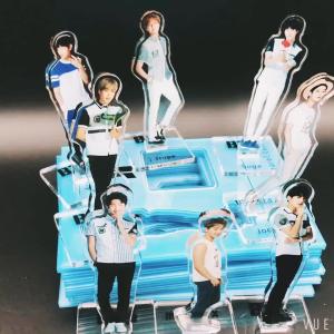 Quality Custom Anime Holographic Acrylic Standee Display racks wholesale