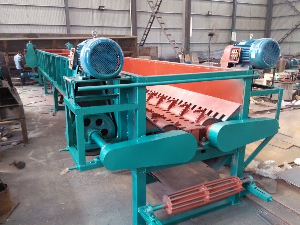 L6000mm Tree Debarking Machine Industrial Log Debarker 8TPH-15TPH
