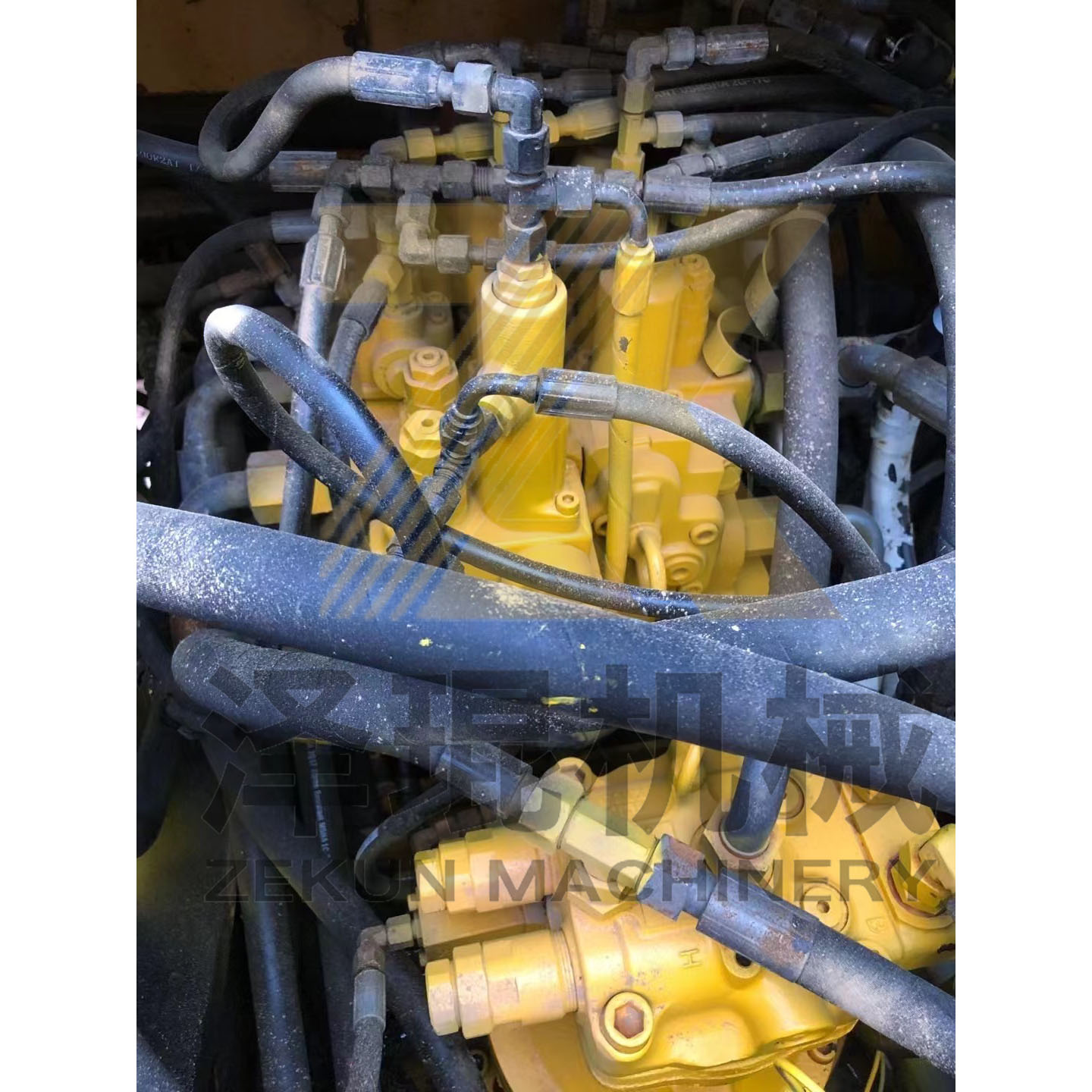 Sany SY135 Excavator with Other Hydraulic Valve in Good Condition