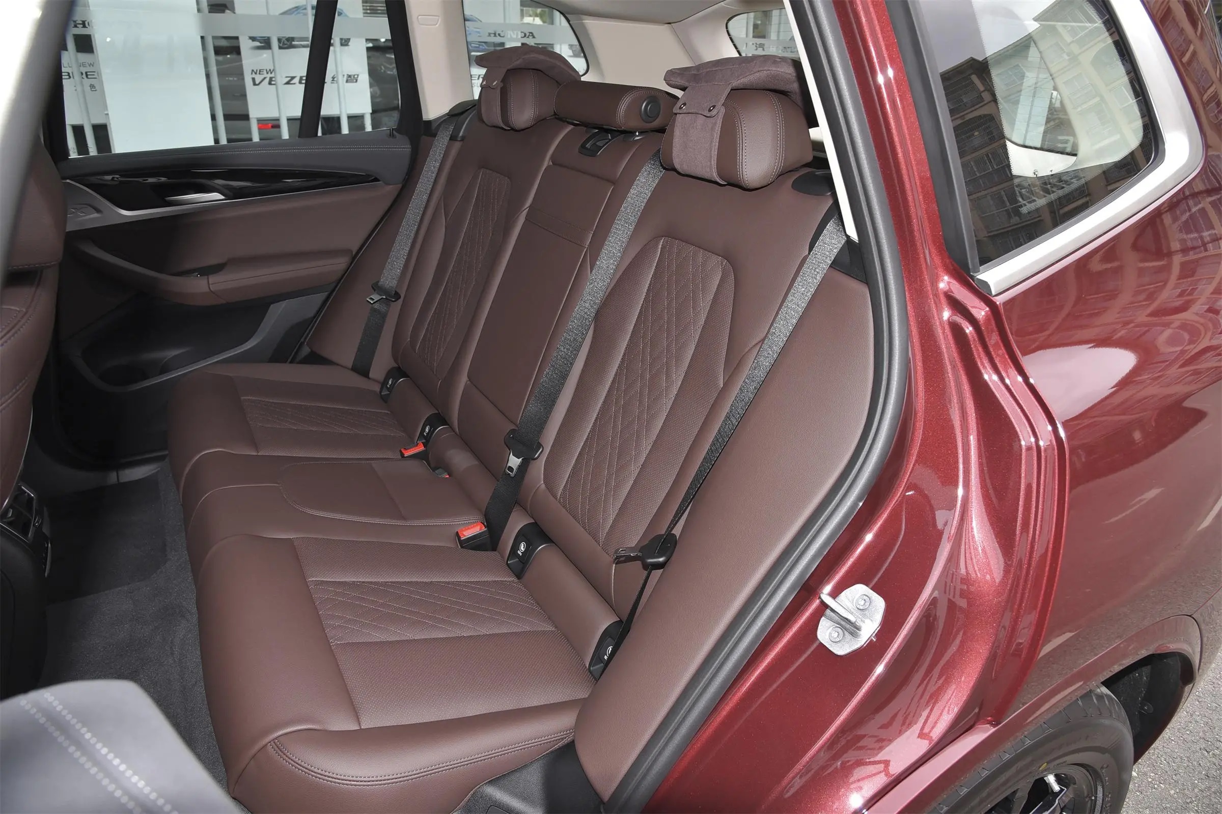 Big Room Assurance Compact SUV Long Range High Configuration 180km/h Top Speed Ix3 Pure Electric Vehicle EV Car Made