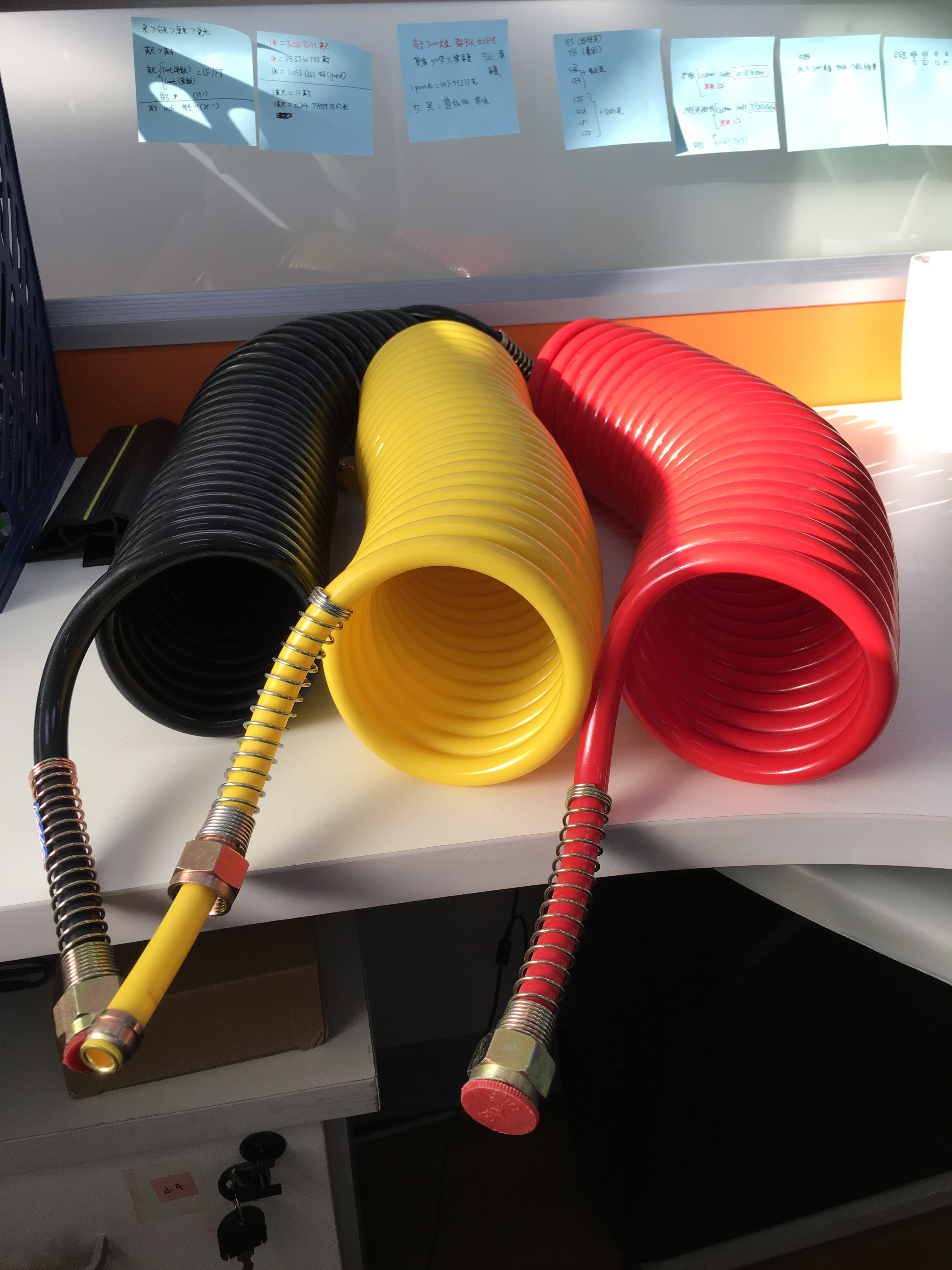 90mm Cycles Coiled Nylon Emergency Air Brake Hose Assembly for Semi Truck Applications