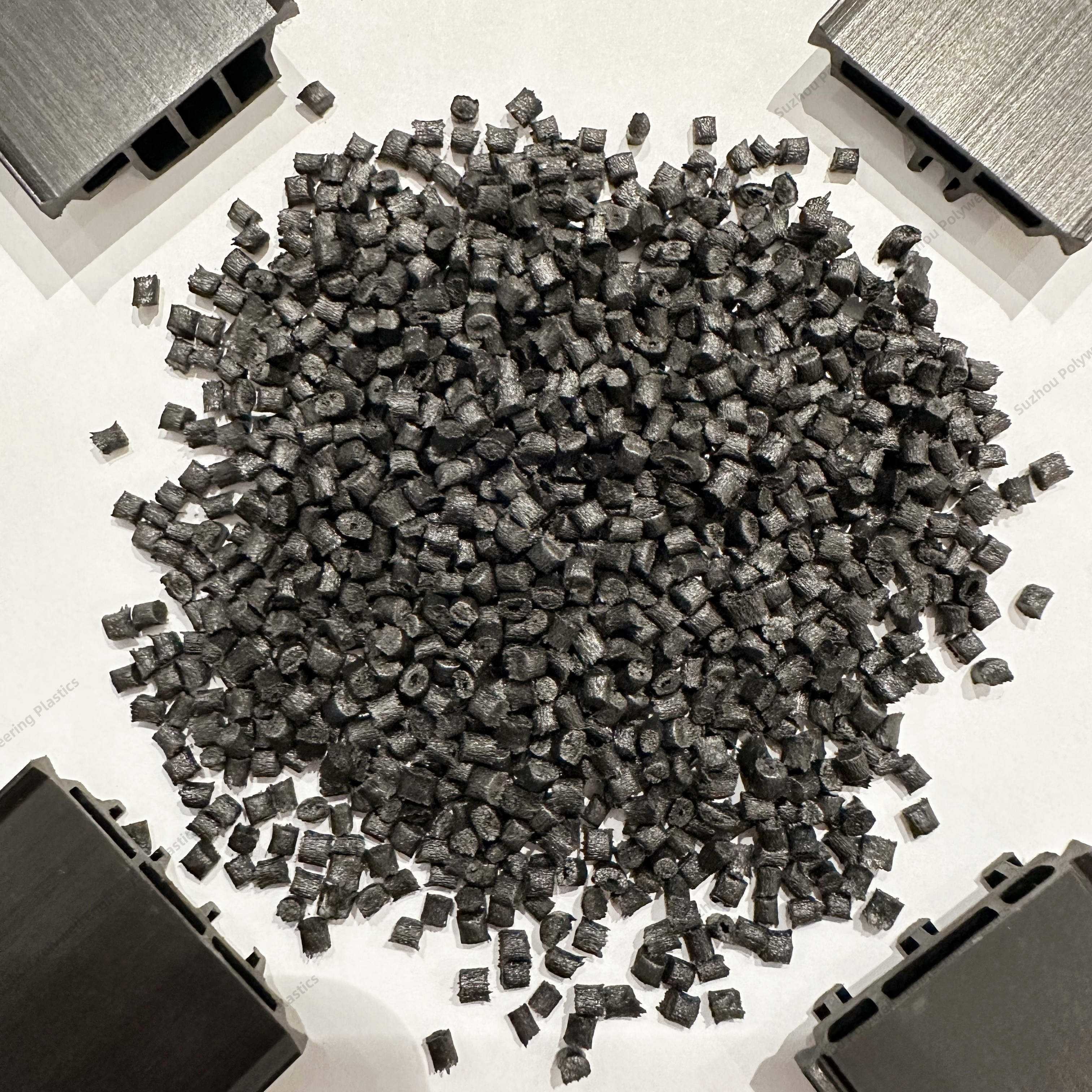 Polyamide PA66 GF25 Glass Fiber Reinforced Fireproof Nylon Granules For Soundproof Extruding Profile