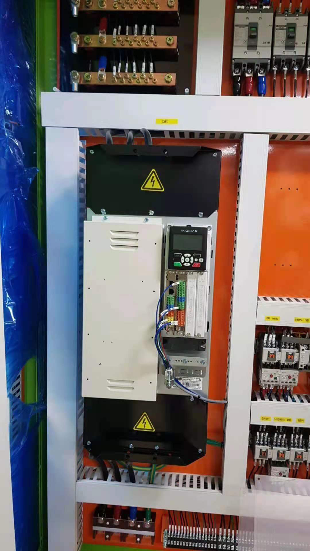 Inomax Low Harmonic Regenerative AC Drive 4Q VFD ACS880-07-0271A-7 ACS880-07-0370A-7