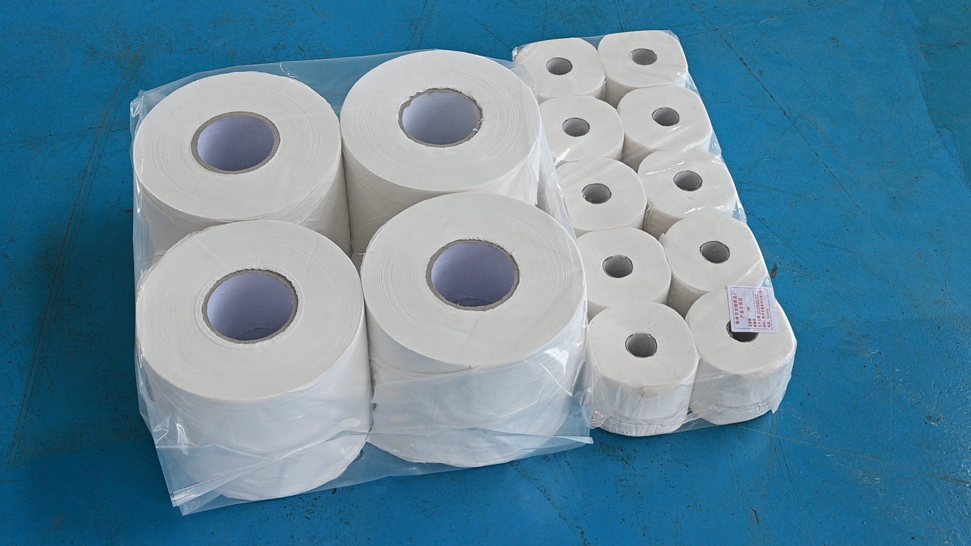 18 bags/Min Paper Roll Packing Machine