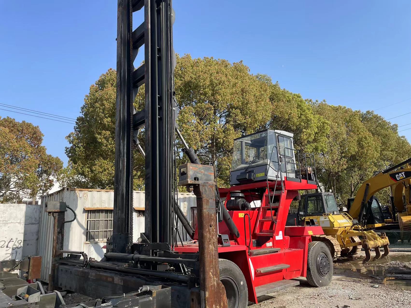2018 Year Kalamr DCE80-45E7 Used Forklift Truck Fuel Efficiency High Speed