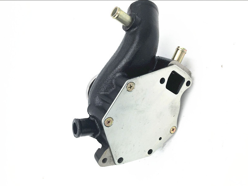 Doosan Engine Parts DH220-5 DB58T water pump 65.06500-6402A