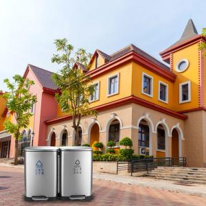 Quality Fingerprint Resistant 40L Stainless Steel Outdoor Trash Can wholesale