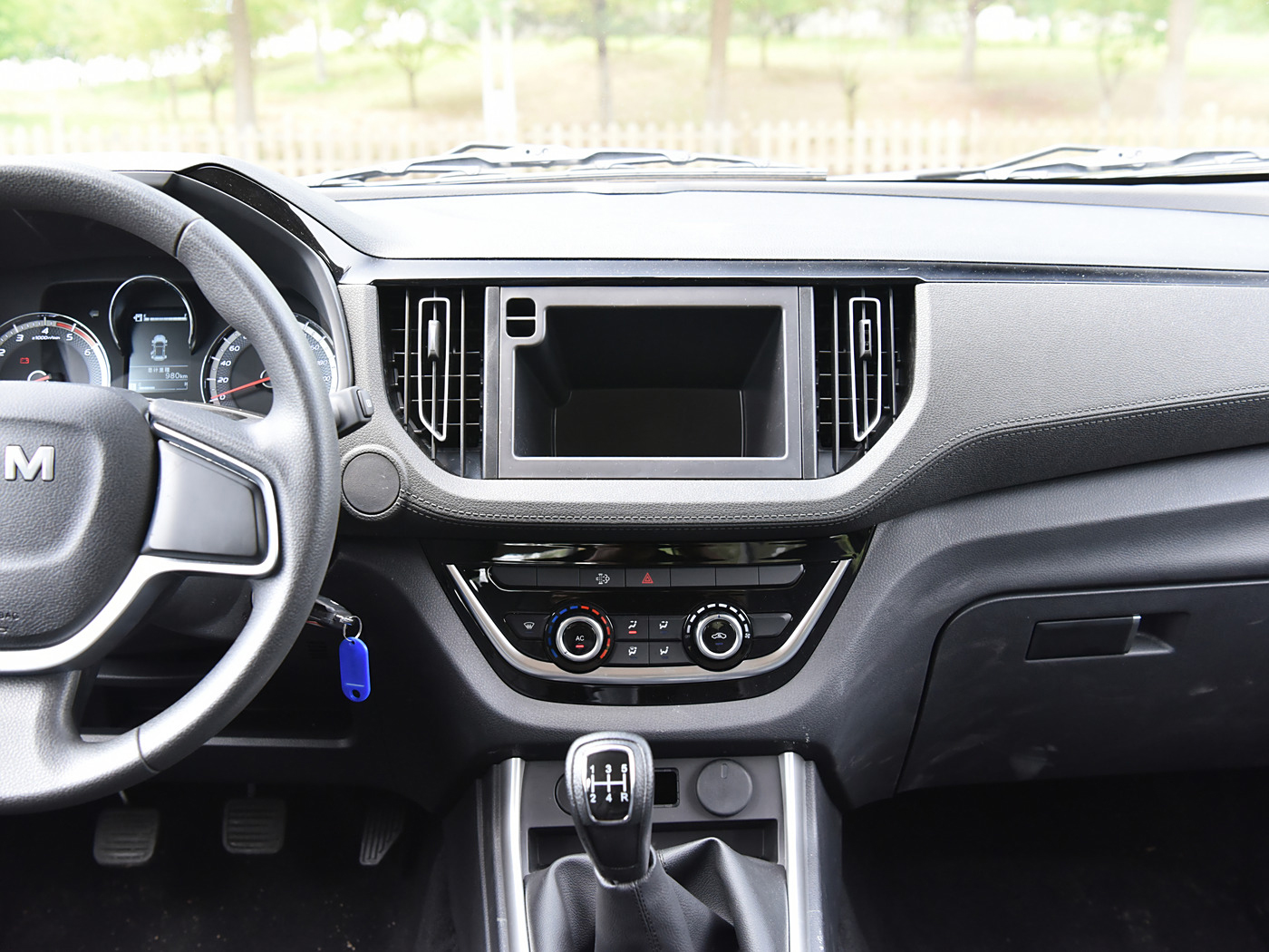 Isuzu Ruimai 4x4 Diesel Pickup Truck with Double Cabin and Left Hand Drive in Hot Market
