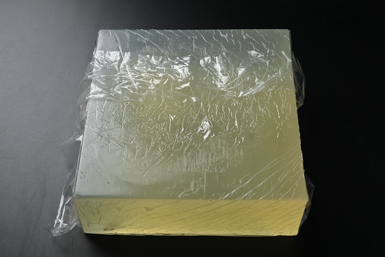 Diaper Pressure Sensitive Hot Melt Adhesive Block type Light Yellow