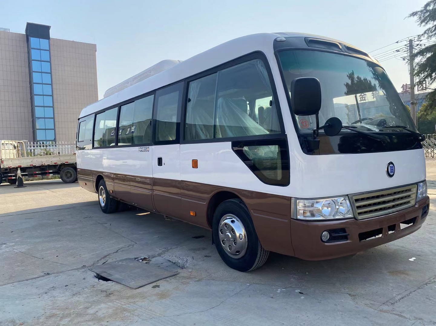 TOYOTA Engine Used Diesel Coaster Coach Buses in Hot Demand