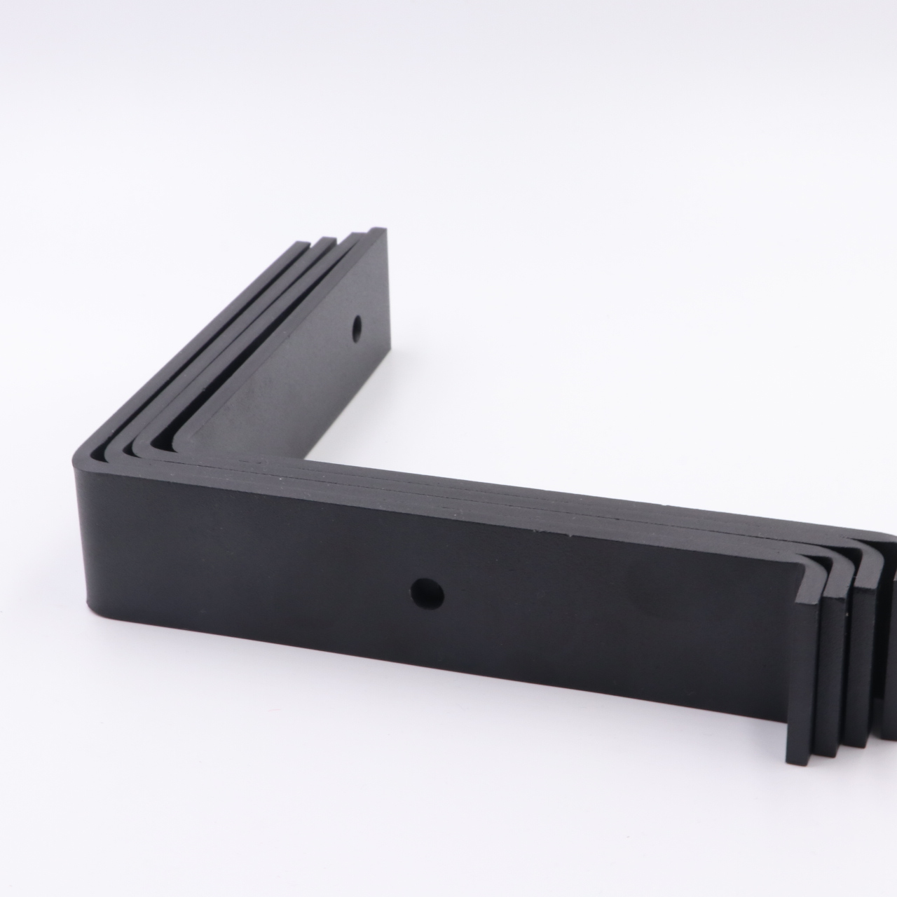 Standard Zinc Plating Metal Shelf Bracket with 5mm Thickness and Screws Included