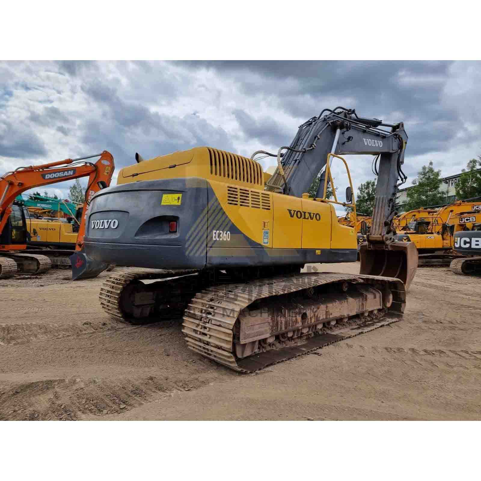 Second-Hand VOLVO EC360 Excavator Operating Weight 36900 Bucket Capacity 1.35-3.0m3 Good Condition