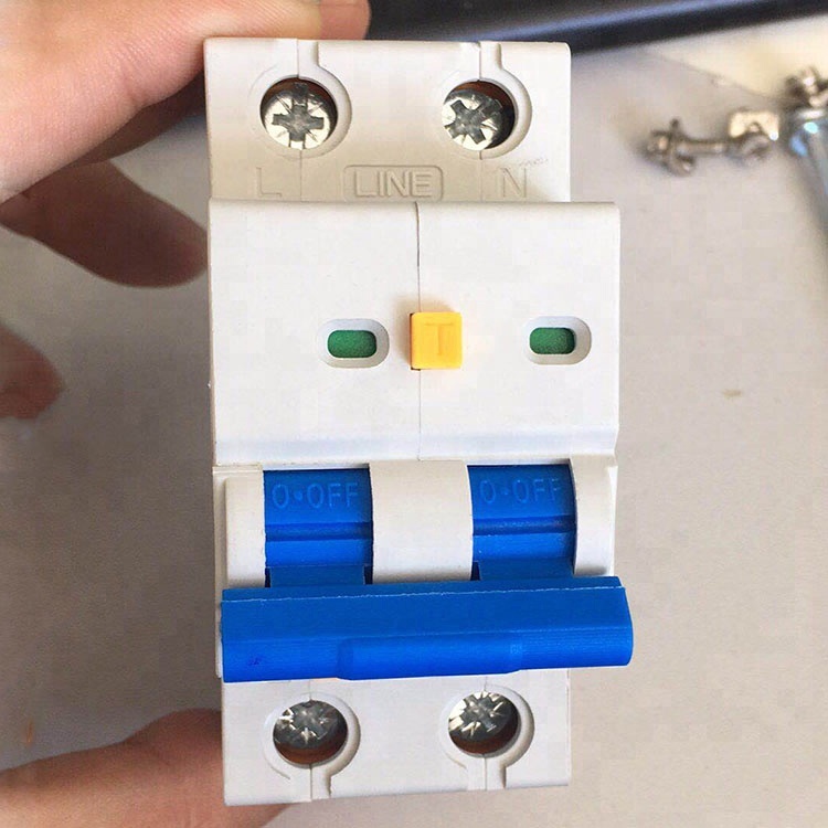 High quality 2P 4P 6kA C20A 30mA 1P+N 3P+N RCBO circuit breaker