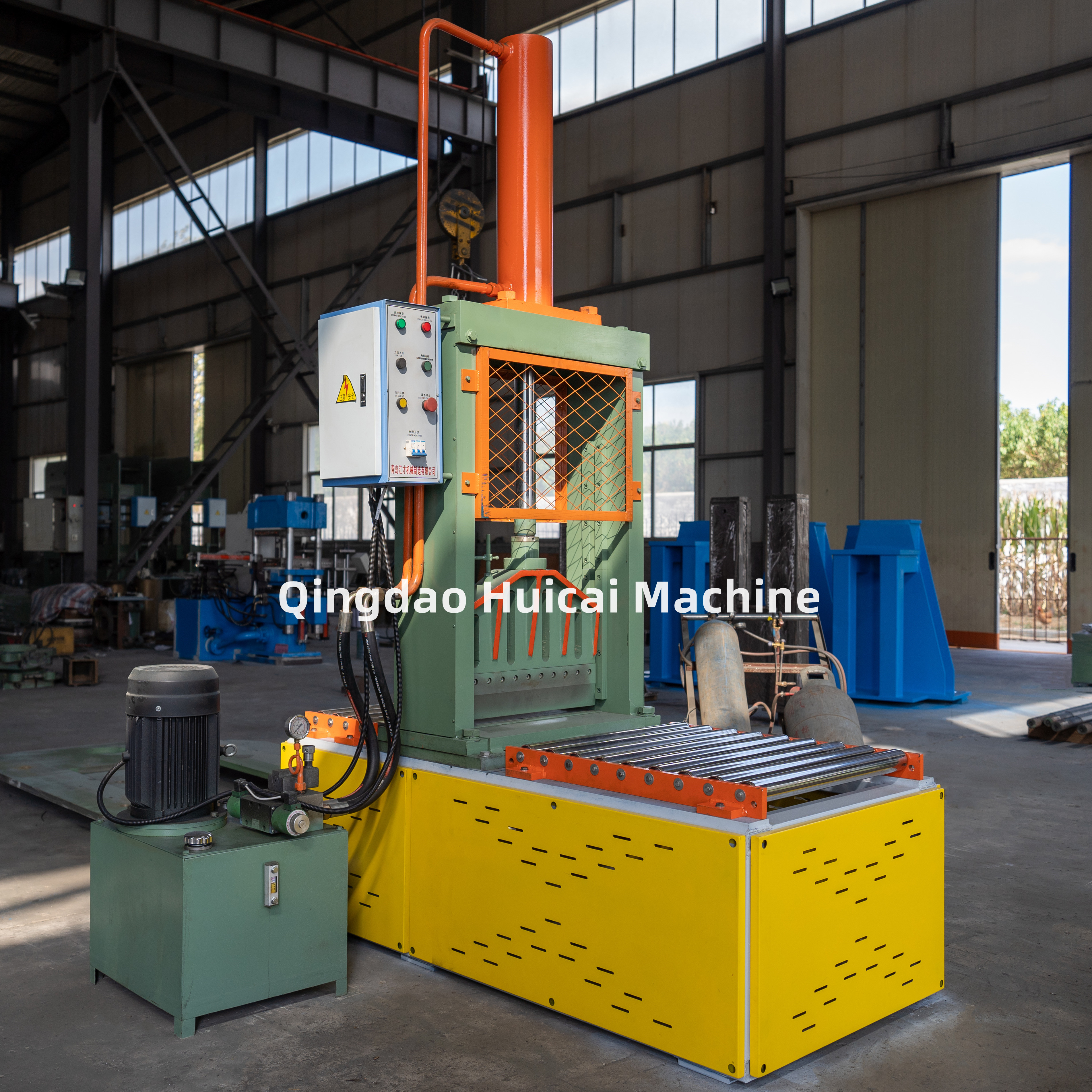 2122x1440x2509 mm Hydraulic Press Rubber Bale Cutters Single Stirp Rubber Cutter