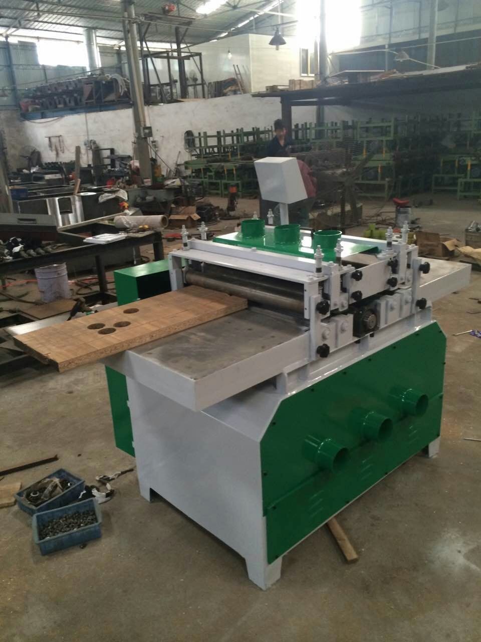 Multiblade Ripsaw Sawmill Single Rip Saw Machine 300mm Sawing Width