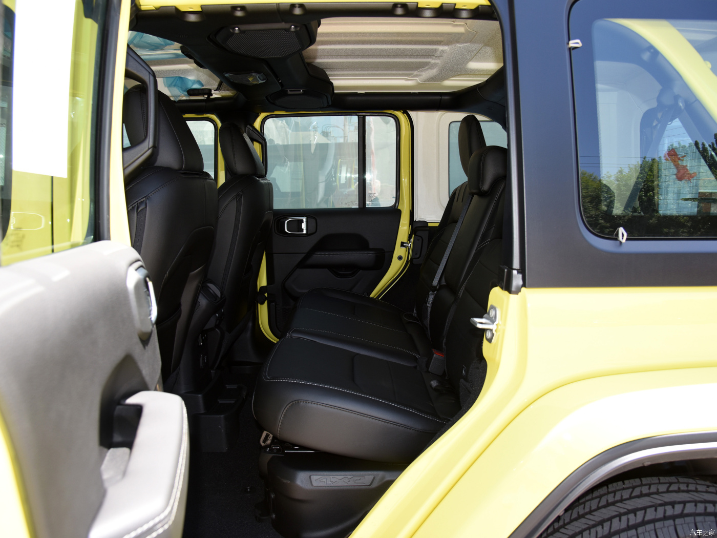 Jeep WranglerLong range new electric vehicle 5 door 5 seat SUV 2022 2.0T 4xe Sahara fluorescent yellow edition used car