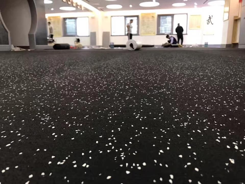 EPDM Rubber Gym Roll Shock Absorbing Noise Reduction 12mm
