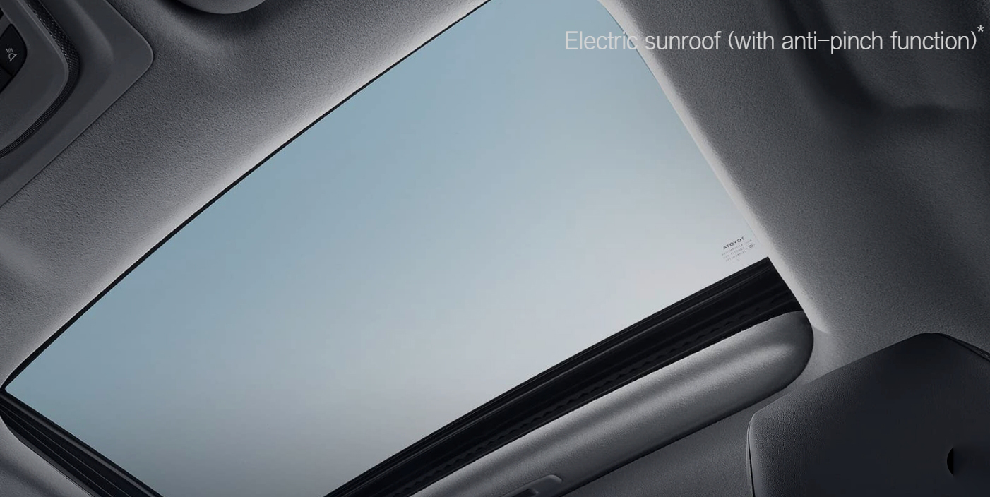 TO-YOTA LEVIN Hybrid Electric Car High Speed Electric Vehicle with 2700mm Wheelbase and 5 Seating Arrangements