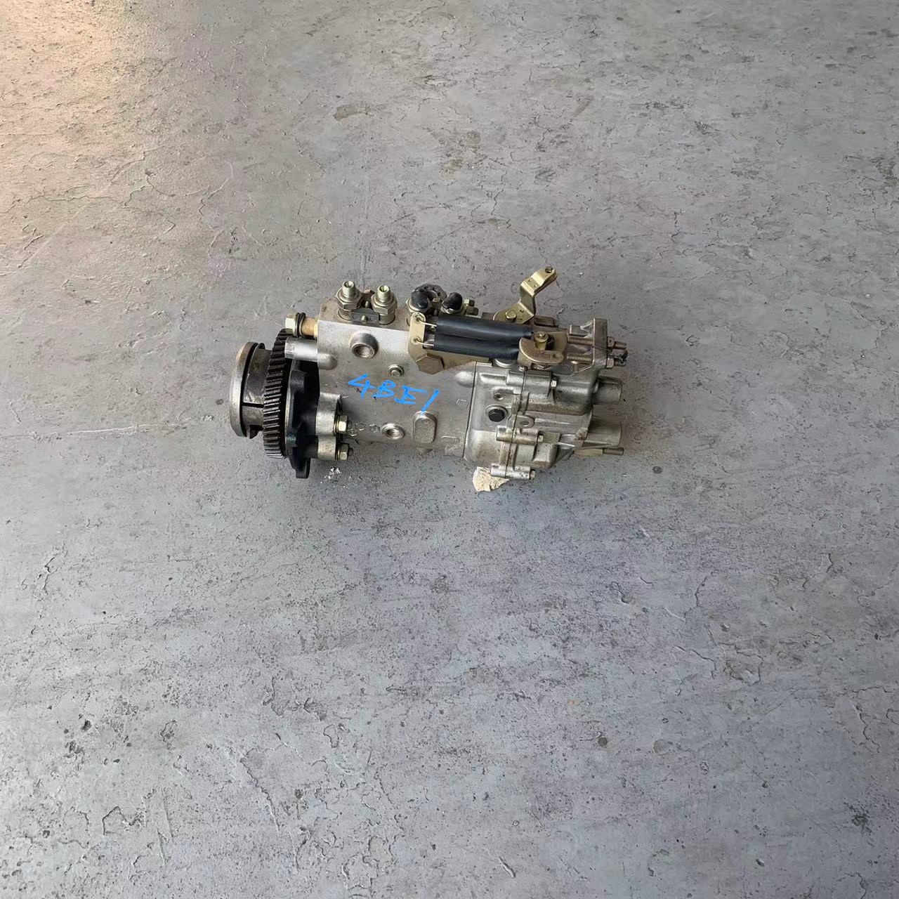 Used Engine Isuzu Diesel 4BE1 Fuel Pump With OE NO. 4BE1