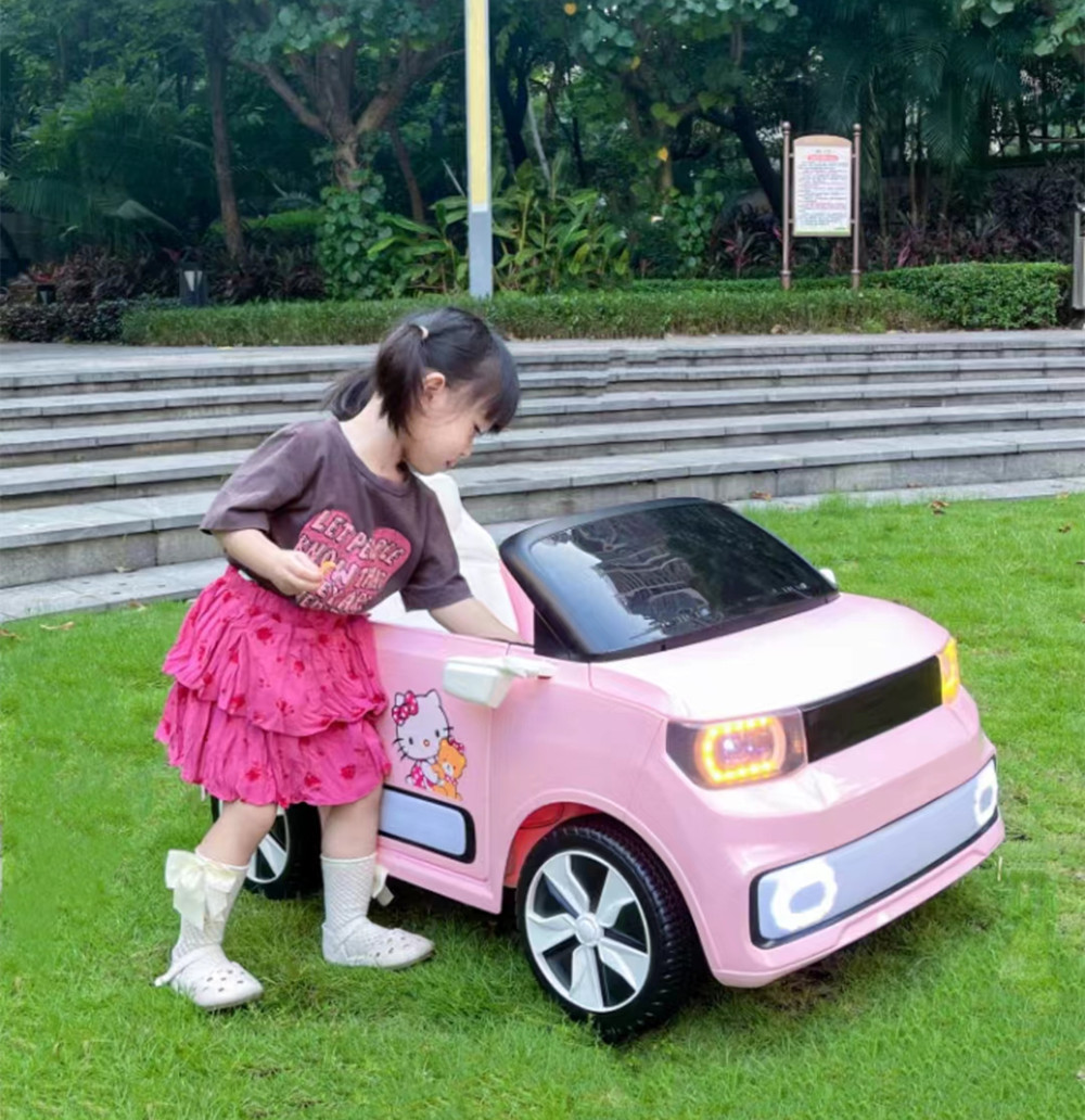 Plastic Electric Ride On 12v Toy Car For Children with Early Education Remote Control