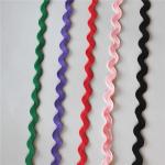 Home Textile 100% Polyester 1.6cm Lace Ric Rac Ribbon