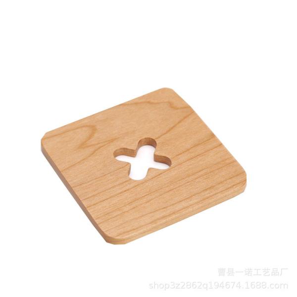Cheap Khaki Beech Wooden Cooking Utensils Custom Insulation Square Wooden Placemats for sale