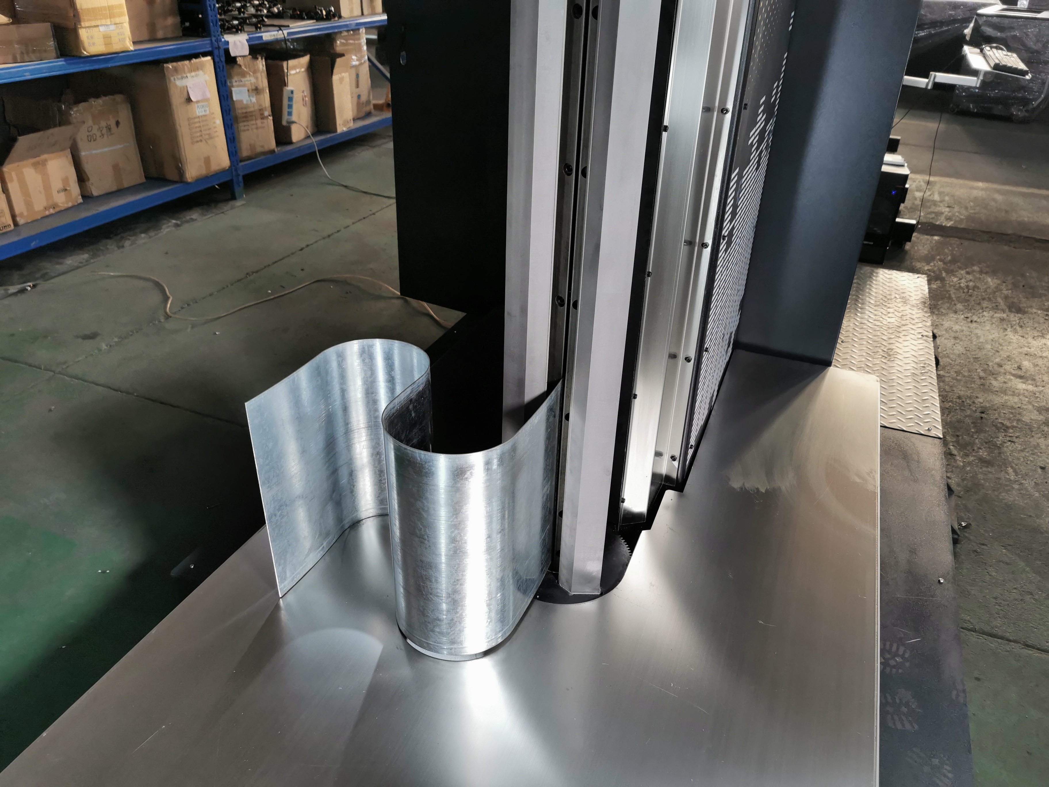 Large 3D Channel Letter Bending Machine Ejon ET80 3000KG Weight 5.0kW Power CNC Control