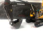 Excavator Volvo EC480D 1:50 alloy model Suitable for collection