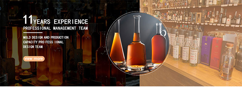 Decal Surface Custom Round and Curve Shape Glass Liquor Bottle for Vodka Whisky Spirit