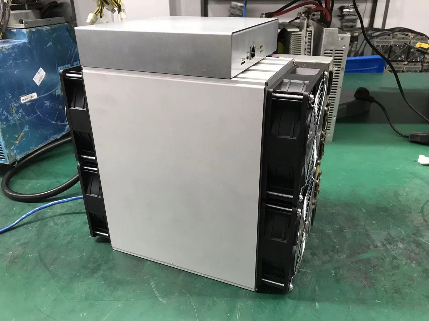 SHA 256 Algorithm Second Hand Miner 2920W Bitmain Antminer S17+73TH