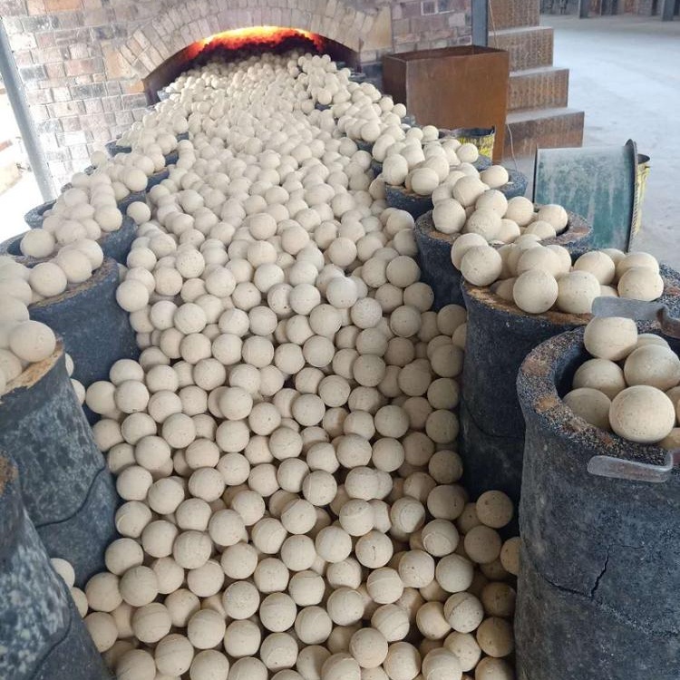 High Refractory Alumina Cement For Coating Heat Storage With Ceramic Support Ball