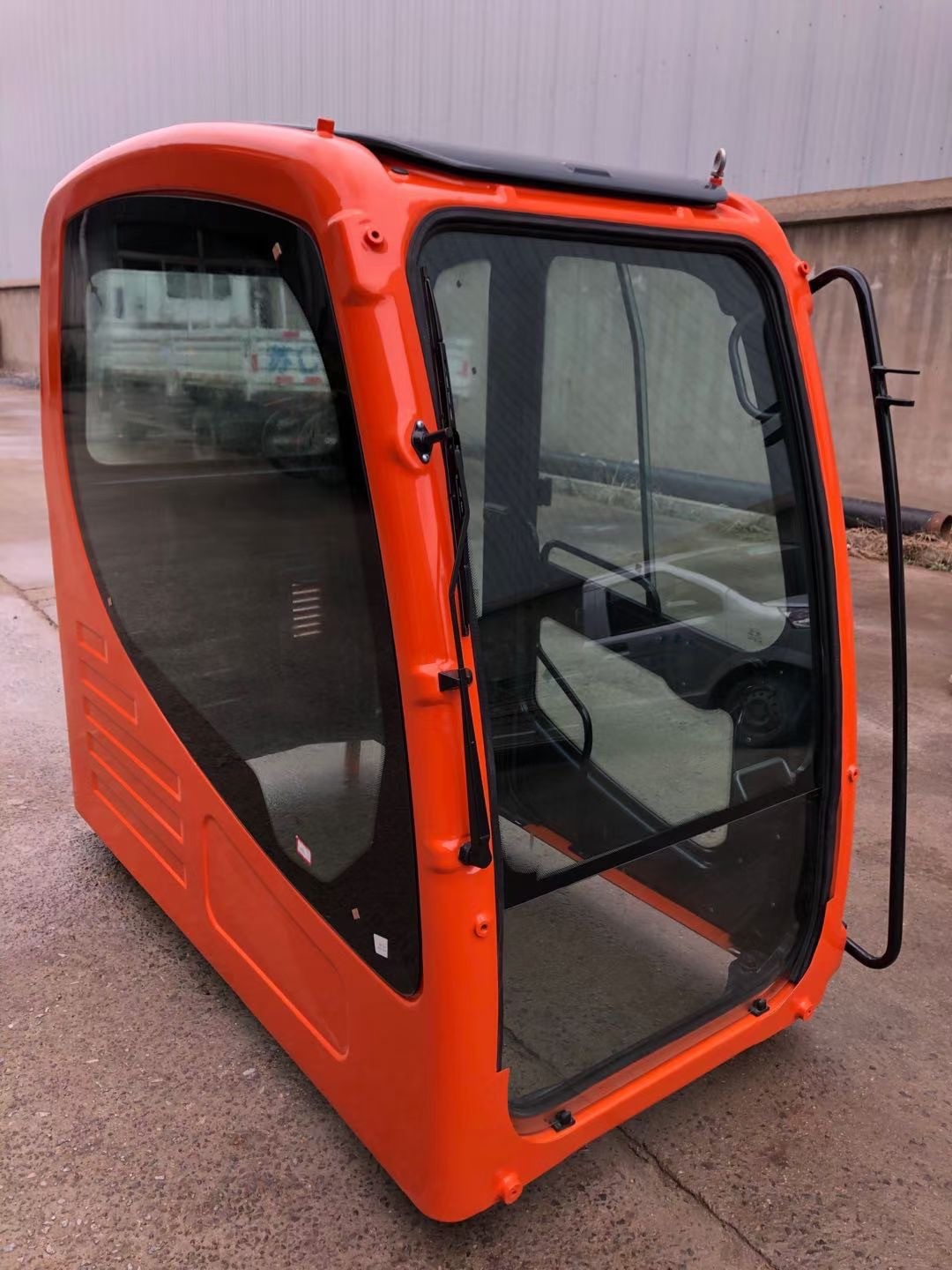 Online Support Doosan DX340 Excavator Cabin