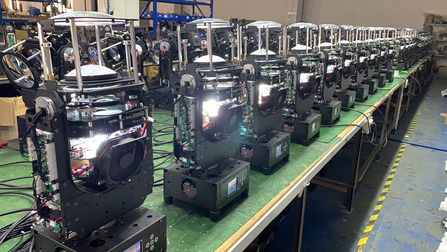350W 17R Super Beam DJ Moving Head Light High Brightness For Stage Lighting