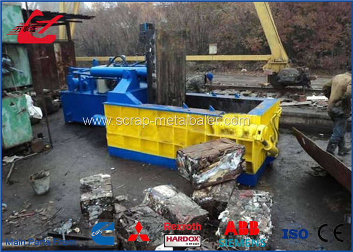 200 Ton Hydraulic Scrap Steel Metal Chip Compactor / Crusher 37kW